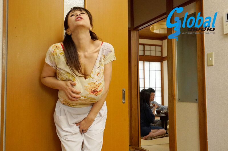 嫁の母と禁断性交 其の六拾七 妻よりもお義母さんの方がいいよ… 夢野まりあ サンプル 4