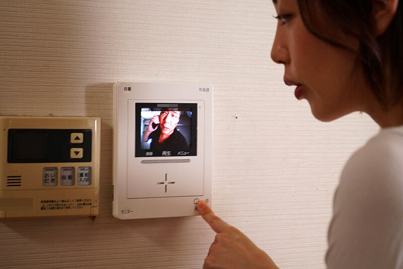 海外赴任から帰国したら…嫁さんが近所のオラついた巨根男の言いなり孕ませ肉便器になっていました… 美咲かんな サンプル 12