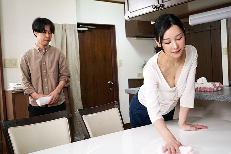 親戚の結婚式…ドレスで着飾った義母に異常に欲情してしまって…背徳の相部屋デカチン母子相姦 芦名ほのか サンプル 2