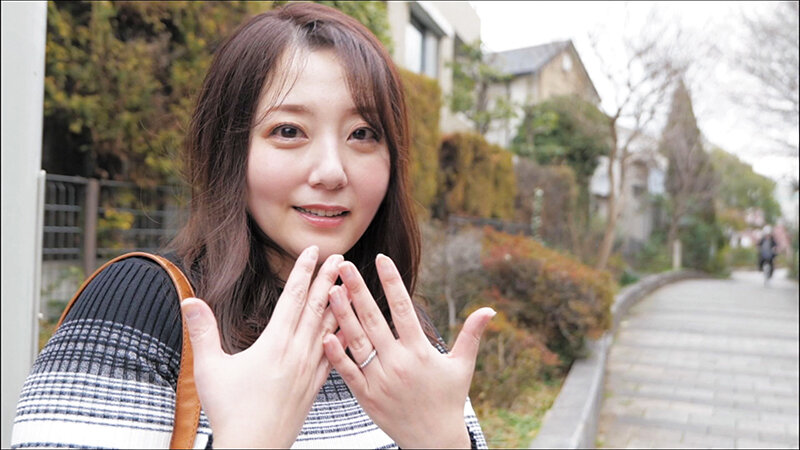 セックスレスが生んだ欲求不満の怪物！豊満J-cupモンスター熟女！色白モチモチの美肌人妻が性欲フルスロットル、アヘ顔で悶絶しまくってる動画です。6SEX収録4時間 サンプル 2