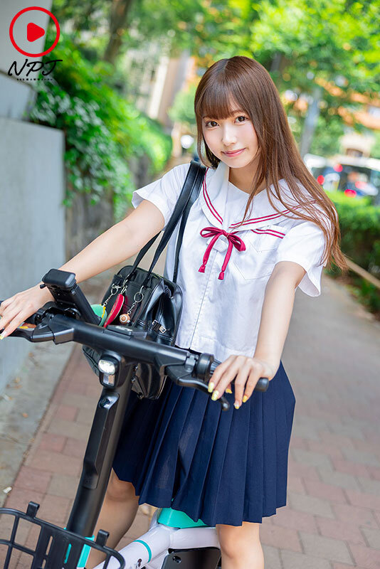 最上級に可愛いJ●と野外連れ回しべろちゅうデート 制服女子をドライブデートに誘ってホテルで中出しセックス サンプル 10