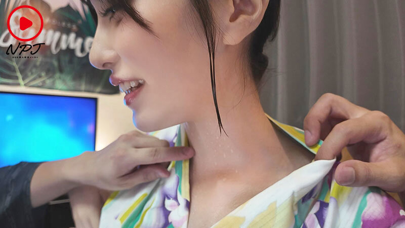 観測史上最高の猛暑日！東京●田区夏祭りでナンパした浴衣ハーフ美女の甘塩っぱい汗を舐め回す汗だく性交夏物語！ サンプル 4