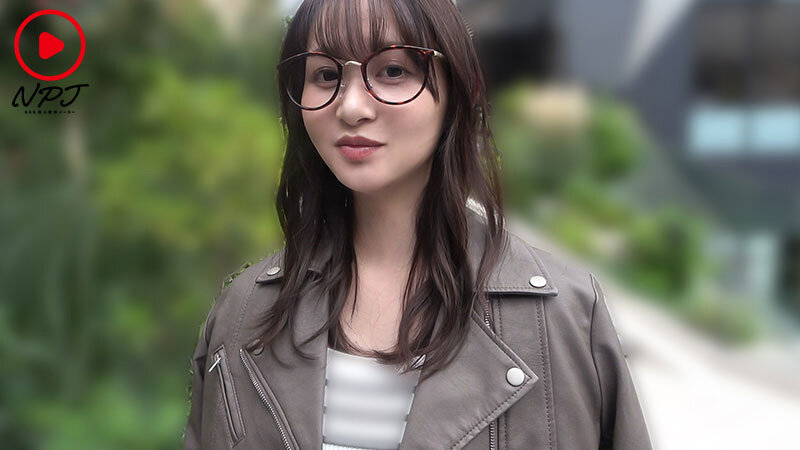 ≪OLの裏休日≫盛る人妻。 SNSで見つけた現役OLとオフパコ密会8発！？ サンプル 1