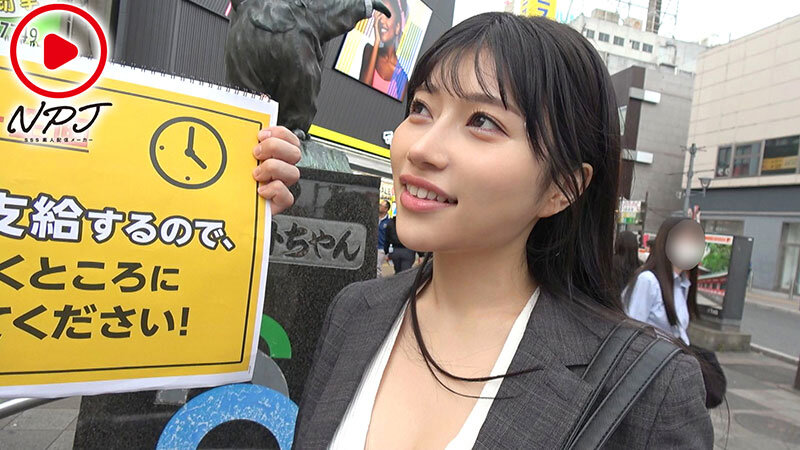 「1万円あげたら何買うの？」 仕事終わりのお買い物に密着！おま○こ崩壊大洪水Hカップ英語教師 1年ぶりのSEXで中出し連発 溜まった性欲大解放 ひなみさん サンプル 1