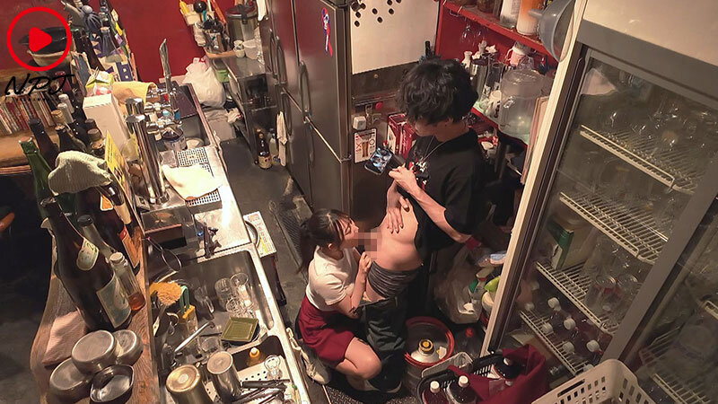 バイト先の都合の良い後輩セフレ即尺即ハメ バイトテロ サンプル 4
