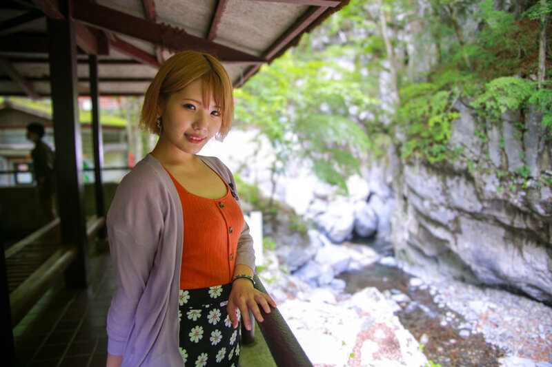 総勢10人！素人女子のガチ恋SEX一泊旅行～恋人気分でいちゃラブ中●しエッチしちゃいました！ サンプル 3