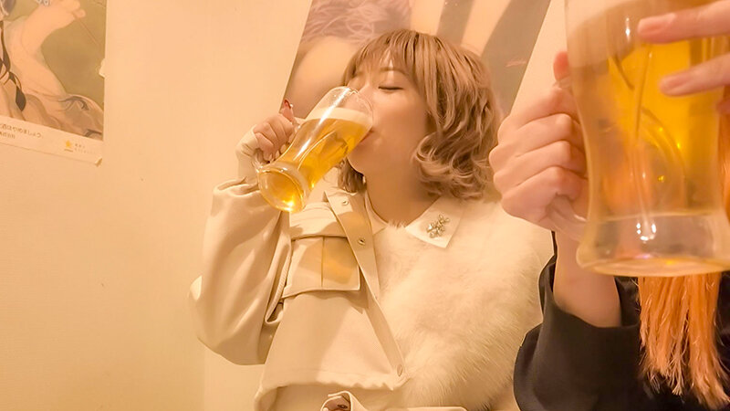女ハメ撮り師ミカとレズな女優たち ＃3 親友ありむーとガチ照れイチャラブしちゃいましたw 有村のぞみ サンプル 1