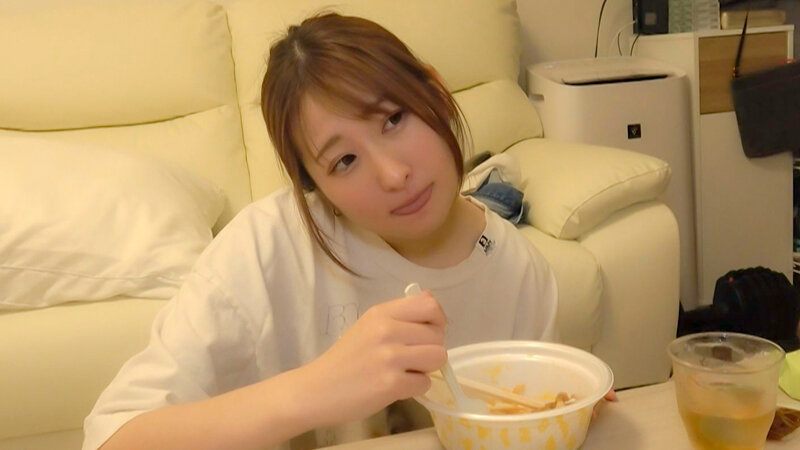 中出し部屋呑みドキュメント Jは日本の男全員のセフレ 末広純 サンプル 10
