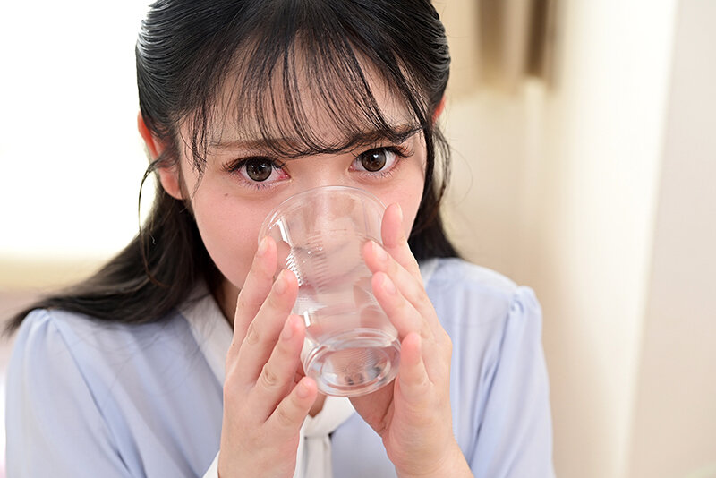 【VR】変態医師に媚薬を飲まされ言いなりスケベ検診 性欲モンスター化した美女に精液を搾取され尽くす 星宮もも 【8K】 サンプル 5
