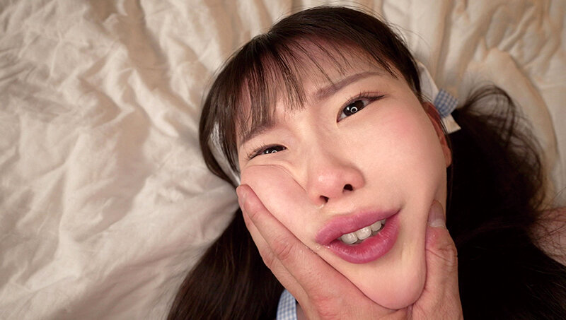 美少女拘束ぶっかけハメ撮り 私たちは騙されて恥ずかしい格好をさせられ、体中に精子をかけられながら犯●れました。