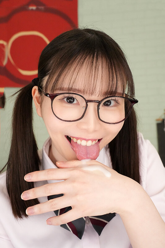 【VR】無垢なカラダで可愛い誘惑！！地味J〇妹と一つ屋根の下、セックスの練習台として独学のAVチックなプレイで何度も射精されるボク 藤田ゆず サンプル 11