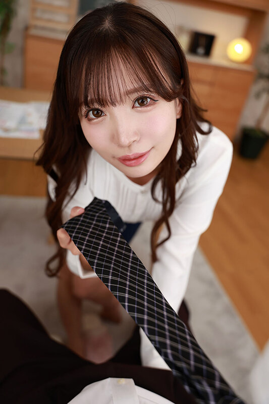 【VR】甘やかされて…煽られて…緩急淫語と変速ギア騎乗位でM男の反応を楽しみ弄ぶチ〇ポ殺し部屋 小那海あや サンプル 3