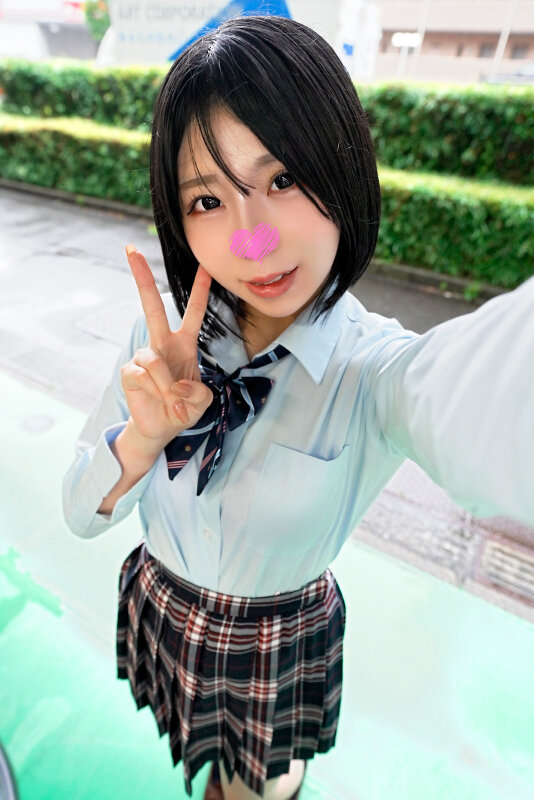 流出！！セクハラ面接の一部始終。 狙われた世間知らずJ系 まりか（1●歳） サンプル 1