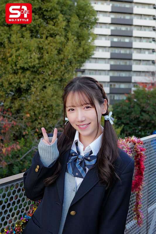 【VR】「文化祭、2人で抜け出さない？」学園のマドンナ三田さんに手を握られて…制服脱いだら艶っぽい大人スレンダーボディで瞬殺 あまりにも抜け駆けSEXが最高すぎたラブホ後夜祭 三田真鈴 サンプル 2