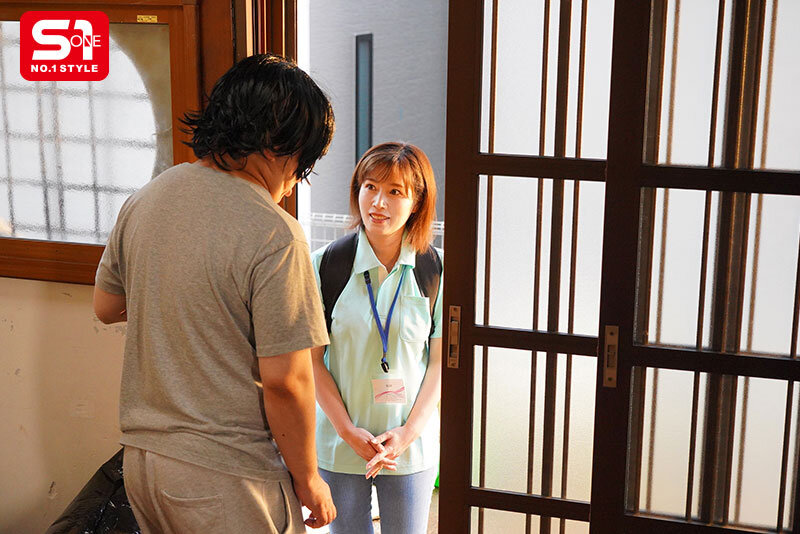 社会貢献したい介助員さん、引きこもり自立支援のため異常性欲者もオッパイで対処。 奥田咲 サンプル 2