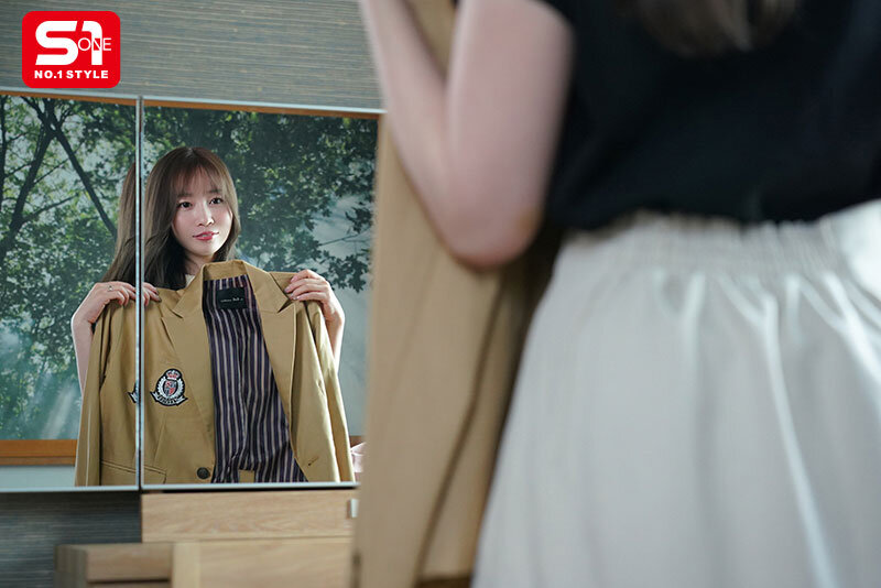 妻の学生時代を知らない俺は姪っ子の制服を盗み着していた妻の姿に異様な興奮を覚えて…5年ぶりに抱いた妻が最高すぎた 夢乃あいか サンプル 1