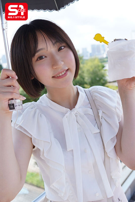 無邪気なのにスッゴくエッチ たくさんはしゃいで、えっちする。昼は無邪気で夜は妖艶─ショートカット×上目遣いがず・る・い！！密着2人だけのヤリまくり濃密デート 糸井瑠花 サンプル 2