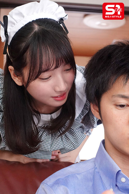 妻が不在中、雇い主のシモの世話までシタがるご奉仕メイドのシコシコ誘惑 榊原萌 サンプル 2