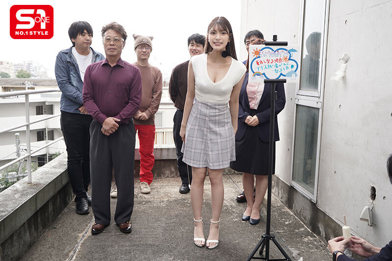 美人でちゃんと隙もある_そんなお天気キャスターは局内のセクハラ標的になりすぎてほぼセックスワーカーに。 倉木華 サンプル 12