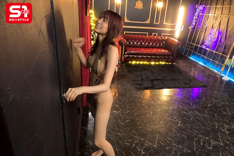 ガチムチ男まみれのおま●こイカセ部屋に10時間とじ込められたプチカワ少女 未歩なな サンプル 1