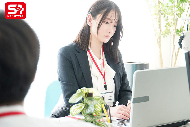 隠れ爆乳OLが今月のノルマ未達成のため本日より1週間全裸出社 私のカラダで皆様を全力ご奉仕・フォローさせていただきます。 鷲尾めい サンプル 1