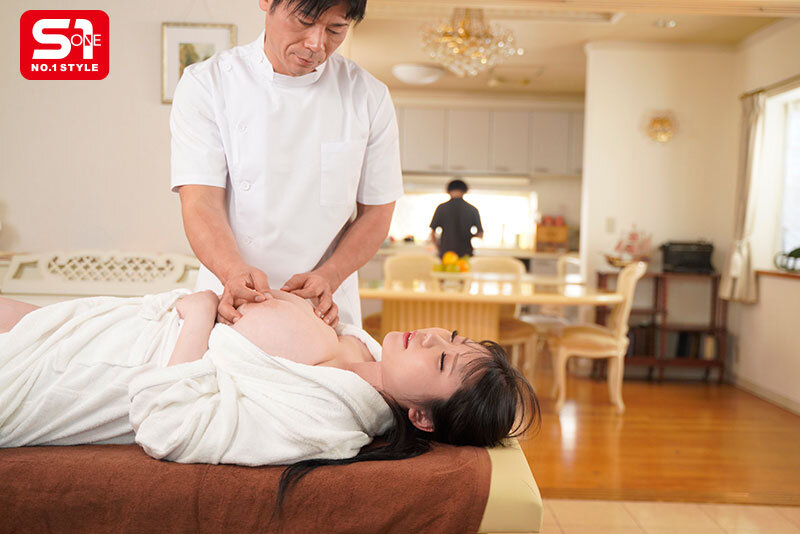 平日午後3時。私は「妻」を脱ぎ捨てた。際どいマッサージは不倫になりますか？ みなみ羽琉 サンプル 11