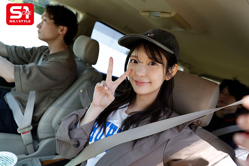 親友の彼女がクッソよくて無理でした…テントでこっそり迫りヤリまくったNTRキャンプ 倉木華 サンプル 1