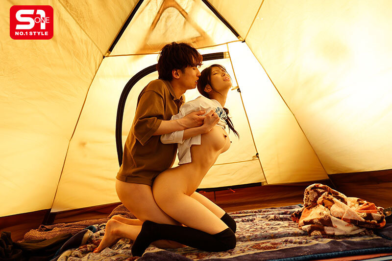 親友の彼女がクッソよくて無理でした…テントでこっそり迫りヤリまくったNTRキャンプ 倉木華 サンプル 4