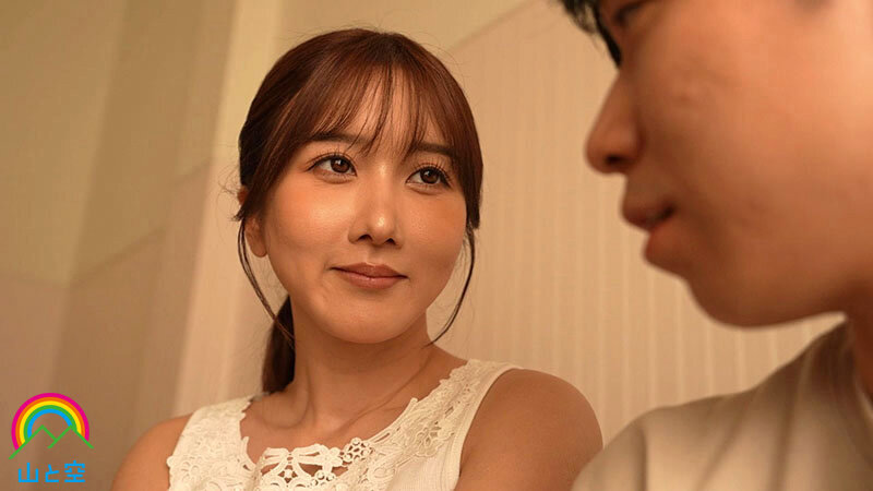 留守中の彼女の代りに家事手伝いに来てくれた彼女のお姉さんがエロ尻誘惑してくるので堪らず… 大槻ひびき サンプル 1