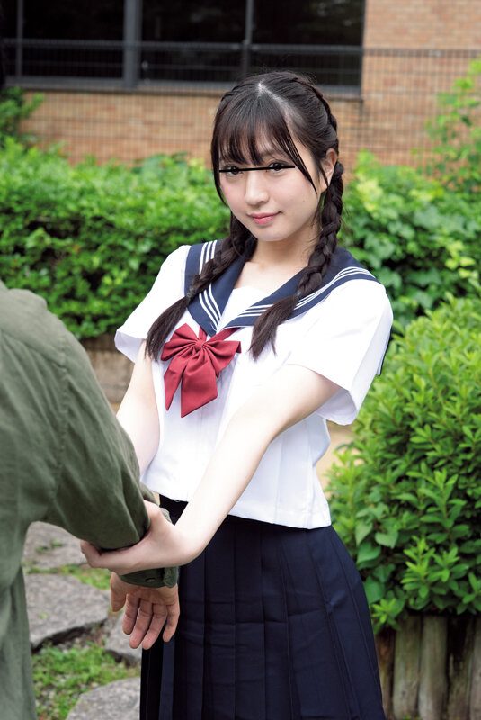 おじさん、私とエッチしませんか？出会ってすぐのキス好きセーラー服美少女即ハメ中出し性交 サンプル 11