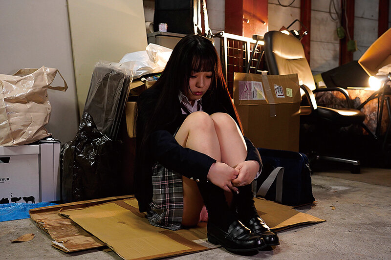 家出少女のエッチな恩返し「オジサンありがとう！泊めてくれたお礼にいいことしてあげる」VOL.03 サンプル 12