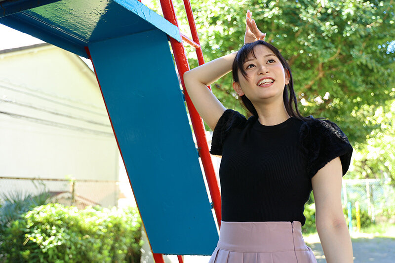 サッカー番組で大人気！同じテレビ局で働く幼馴染のキャスターが週刊誌にすっぱ抜かれた！僕が最初に好きだったのに（BSS）、実はサッカー選手やプロデューサーと誰とでも寝るただのヤリマンで、、、 静河 サンプル 7