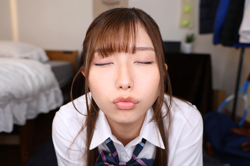 【VR】【8K VR】顔距離3cm、視界いっぱいに広がる美顔ベロチュー誘惑 逢沢みゆ サンプル 2