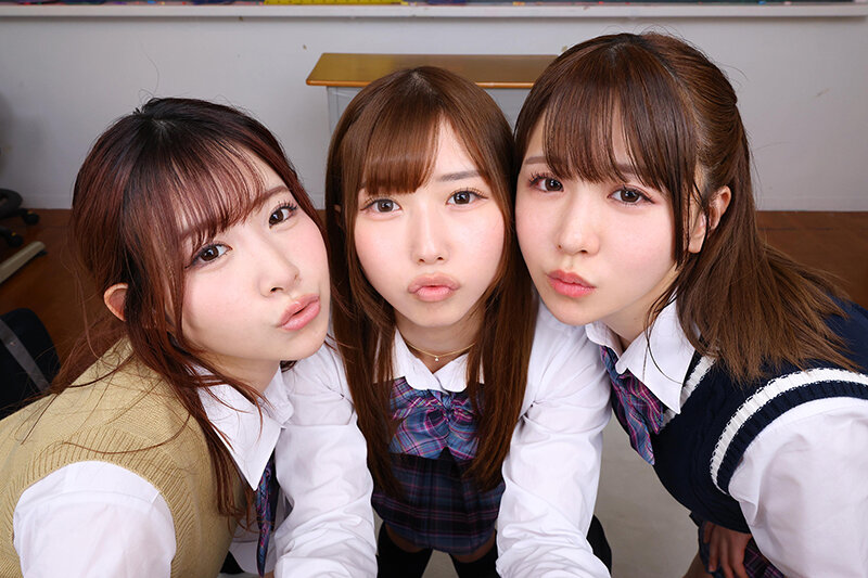 【VR】【8K】学園祭の出し物はドキドキ告白体験！クラスの可愛い美少女J系トリオから三者三様の告白をされ身体も心も全て完堕ちさせられる！ サンプル 1