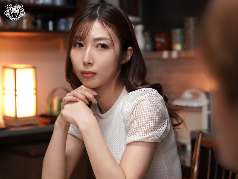 息子は煩悩まみれの肉食獣―。首絞め・イラマ・固定バイブで完全メス堕ちする母親 今井栞菜 サンプル 3