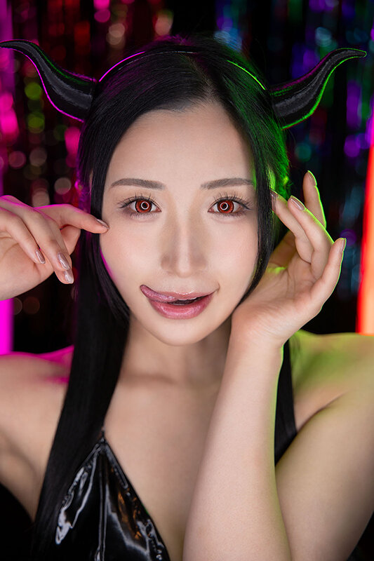 【VR】シン・顔面特化アングルVR ～サキュバス未奈が顔面至近距離でボクを’搾精イラマ’で射精管理する！！ 北野未奈 サンプル 5