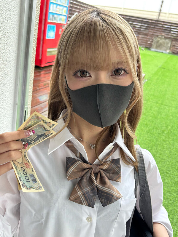 【VR】これぞ8K！顔面特化アングルVR ～ギャル女子校生x顔面特化アングル！ミナちゃんの 前のめりピストン騎乗位でメスがっちゃえ！！～ 藍瀬ミナ